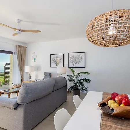 Yourhouse Ines